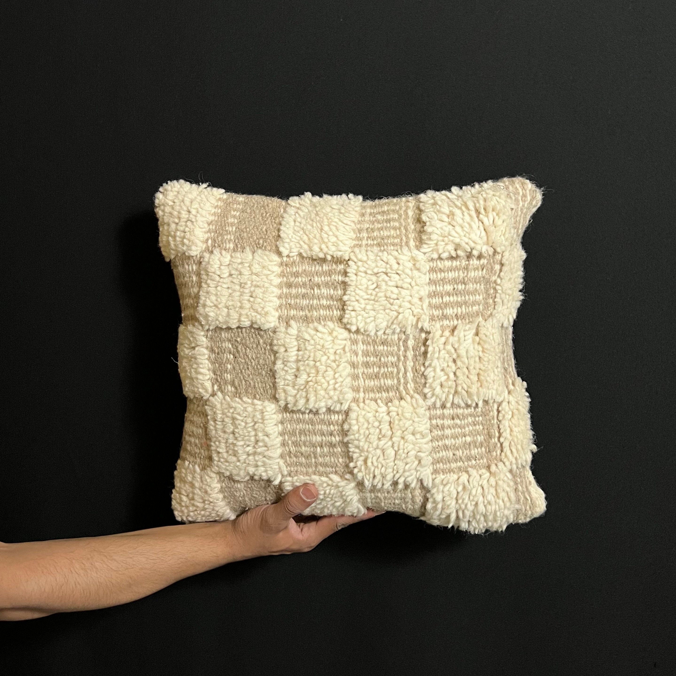 Handwoven Chekered Throw Pillow - Cozy and Stylish Home Decor